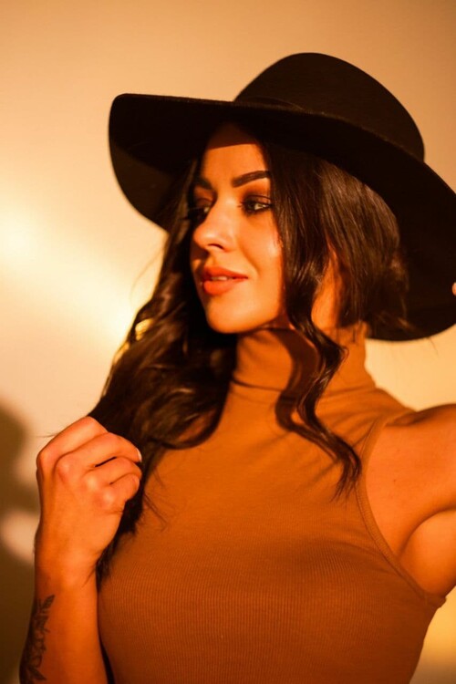 Angelina international dating sites