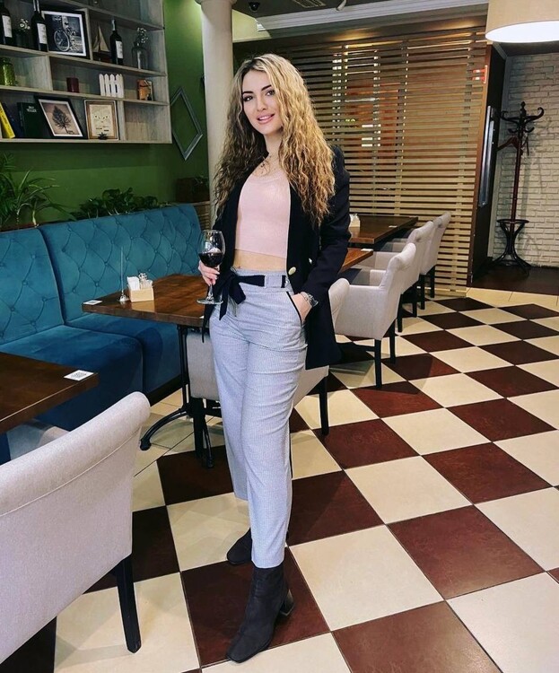 Anastasia bride date night idea