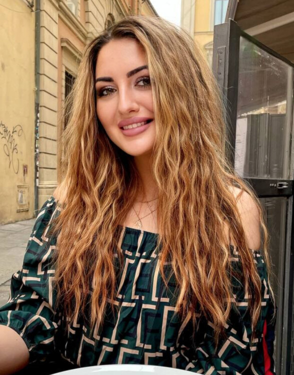 Anastasia bride date night idea