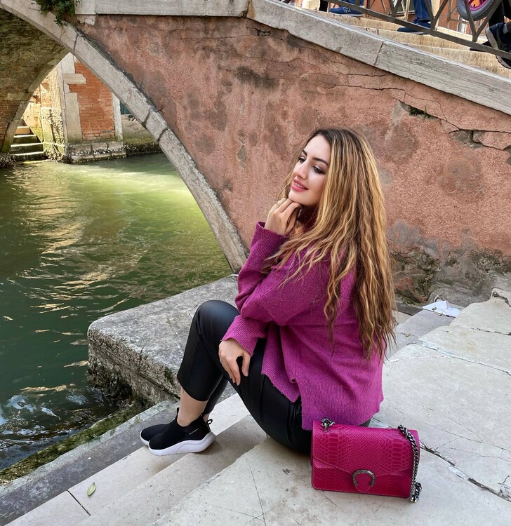 Anastasia bride date night idea