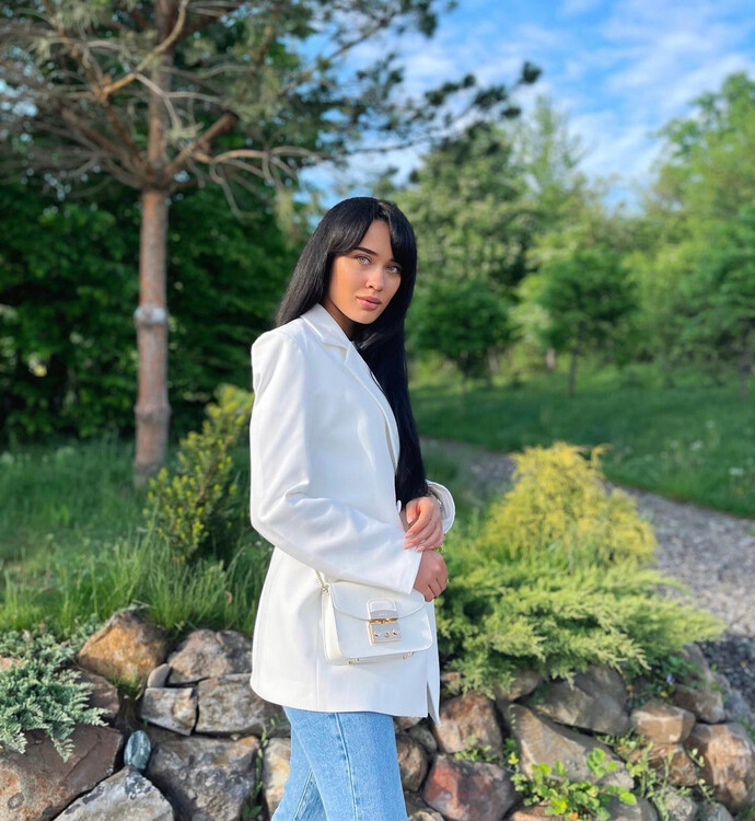 Andriana dating internationally