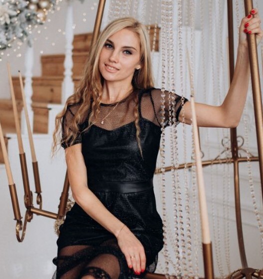 Anna dating internationally online