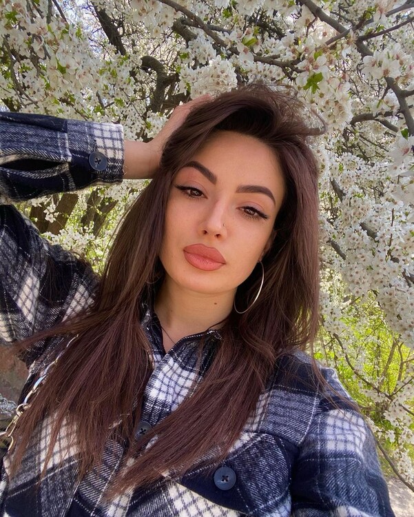 Yana international dating russia