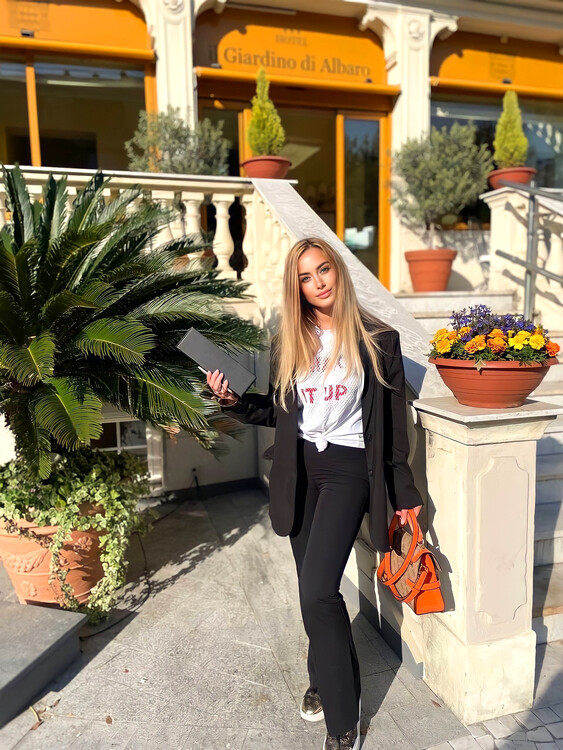 Karina international dating sites in europe