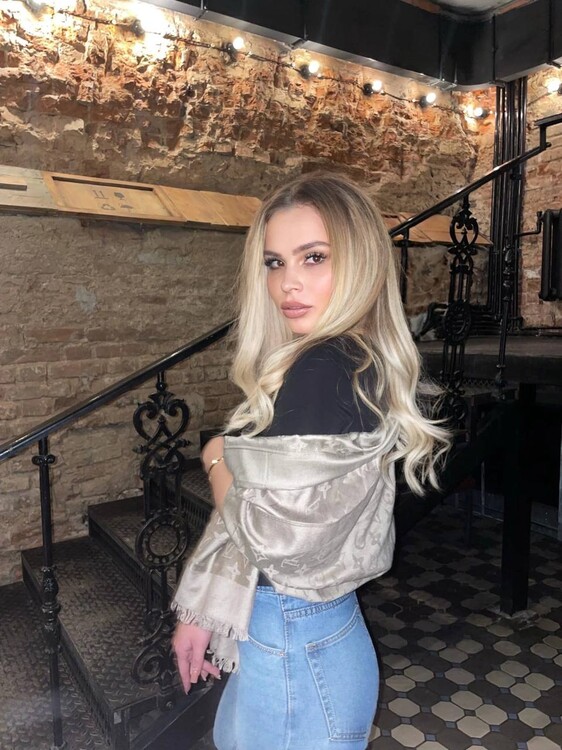 Anya latin brides dating