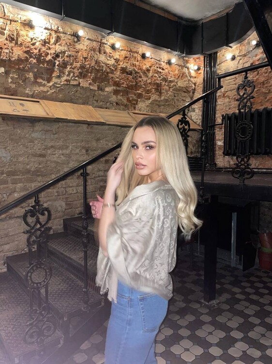 Anya latin brides dating