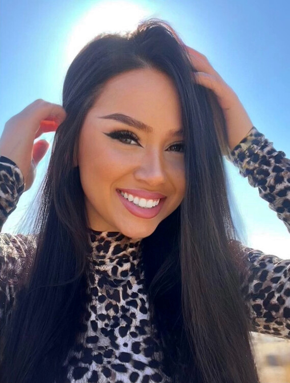 Sigrid dating an international student