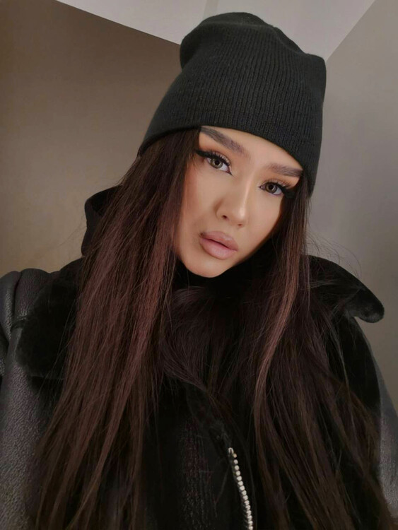 Sigrid dating an international student