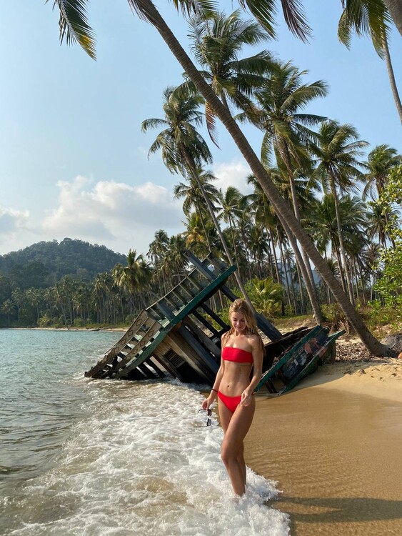 Anastasia dating internationally advice