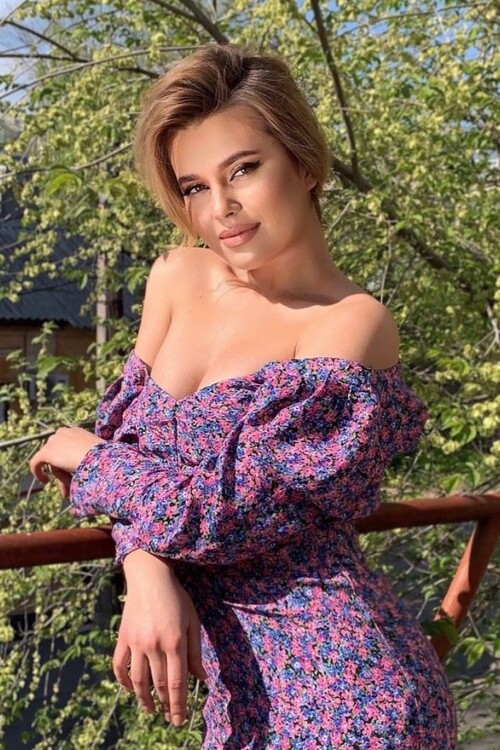 Anna international dating japan