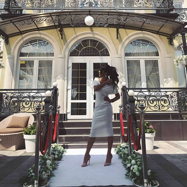 Alla  international dating sites italy