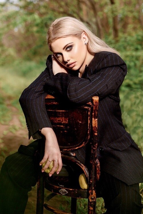 Olesya international dating uk