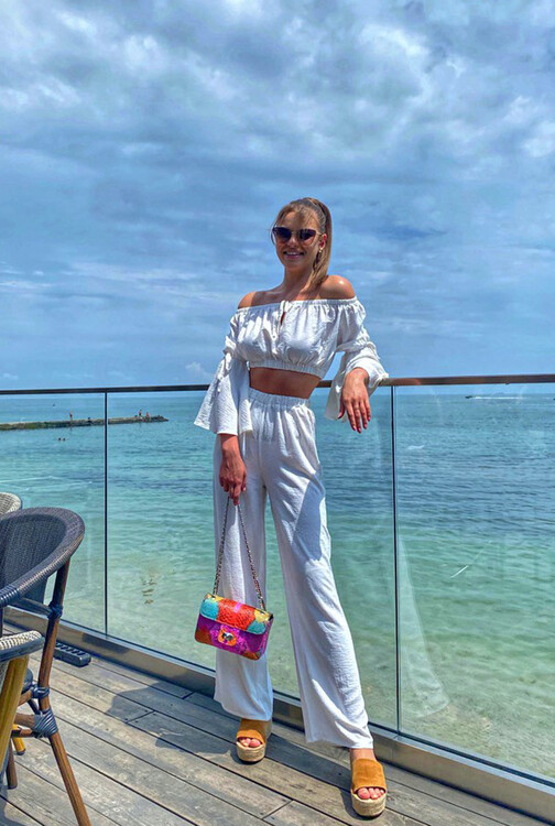 Anastasia order bride online dating