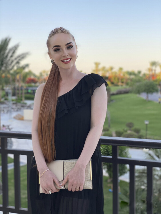 Anna order bride online dating