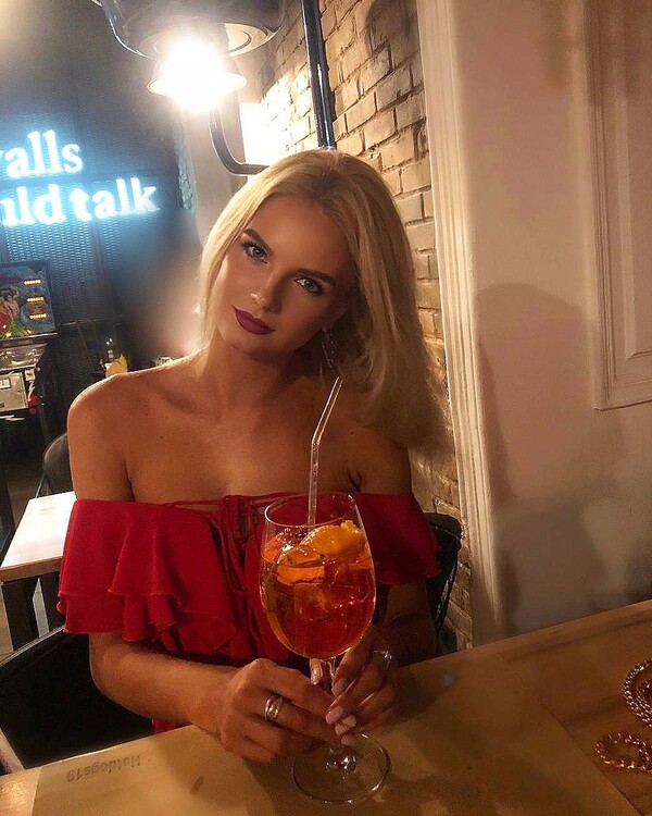 Iryna romanian brides dating