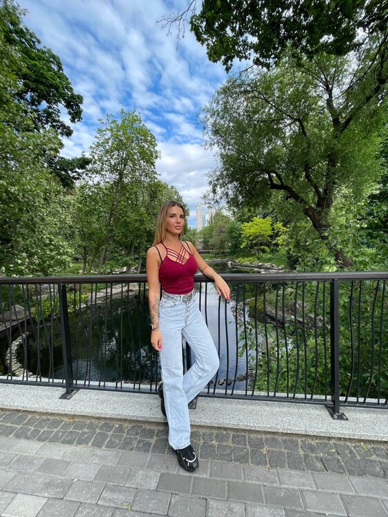 Nataly blind date bride jillian hart