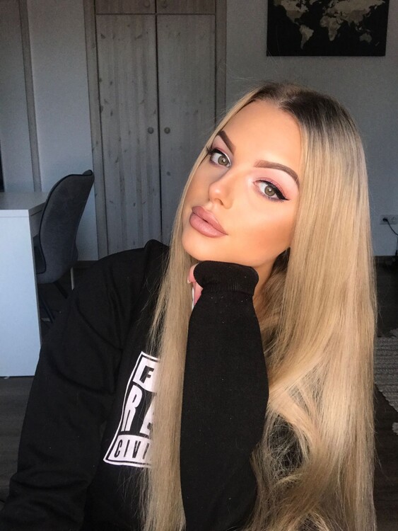 Deimante  bride price dating