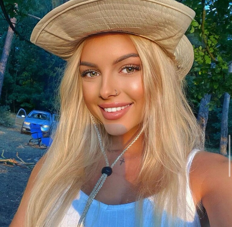 Deimante  bride price dating