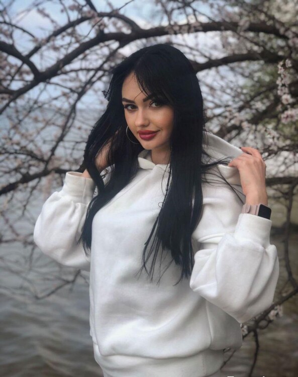 Julia bulgarian brides dating