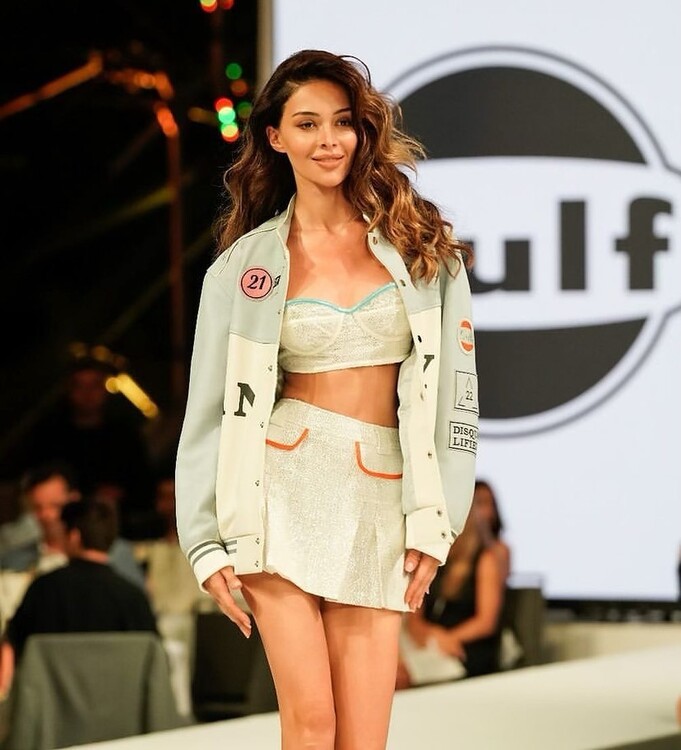 Nino dating an international student