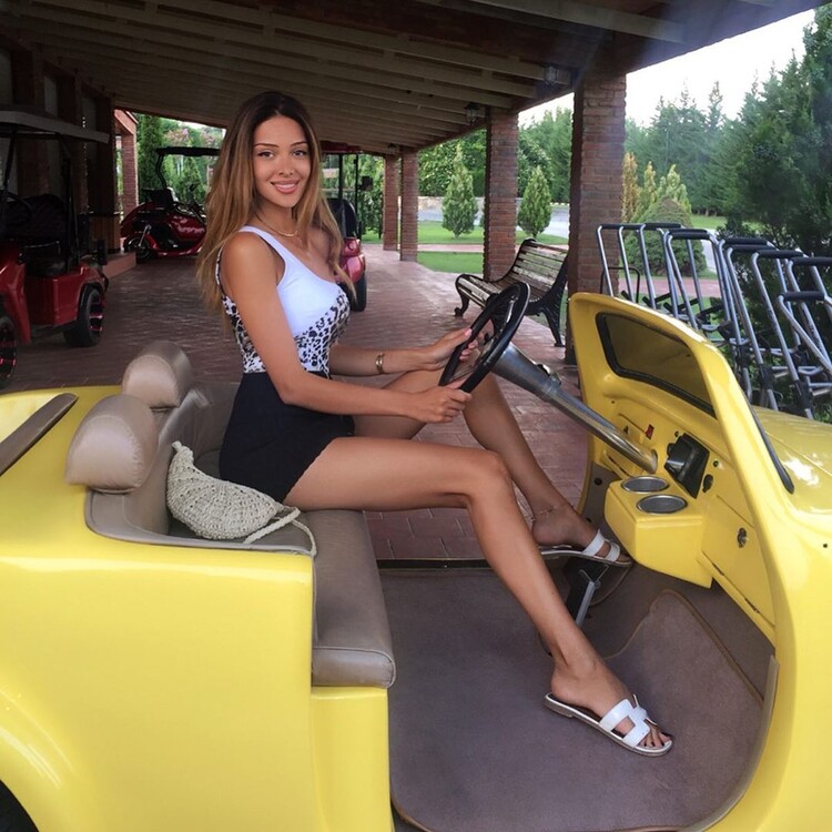 Nino dating an international student