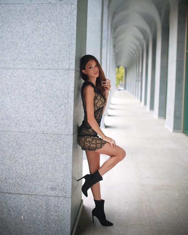 Nino dating an international student