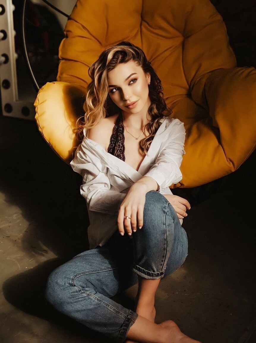 Anna international dating forum