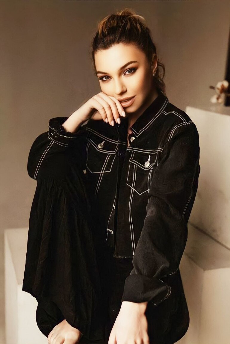 Anna international dating forum