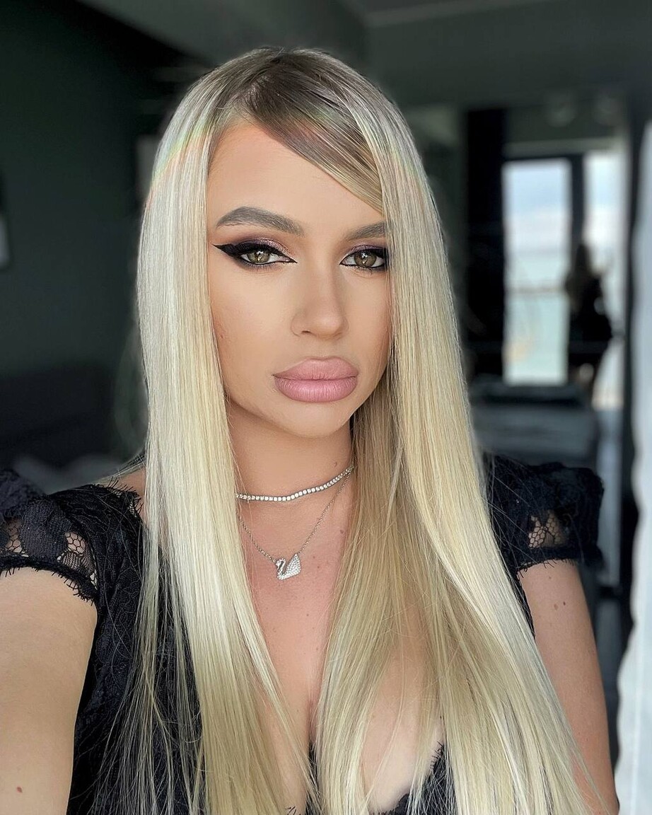 Claudia international dating online free