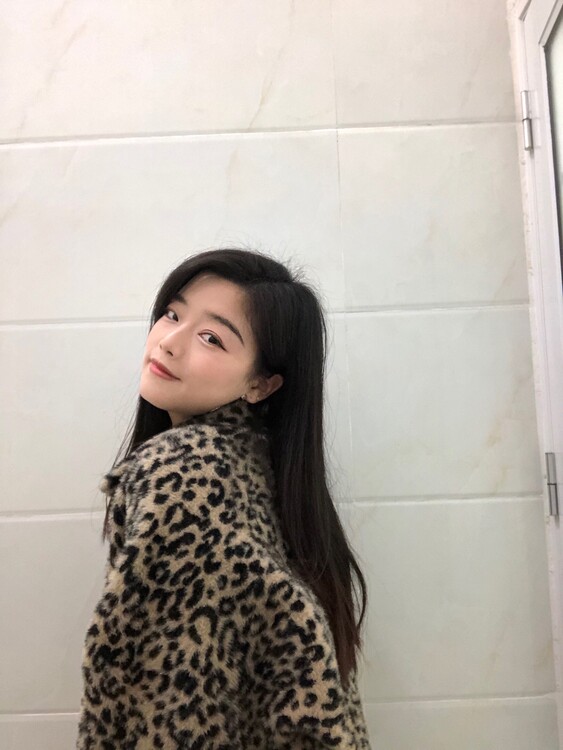 jiangyuxuan international dating page
