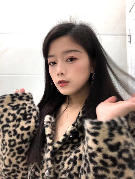 jiangyuxuan international dating page