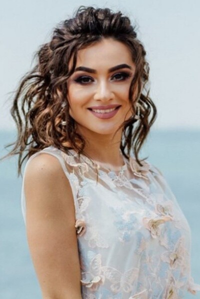 Alyona order bride online dating