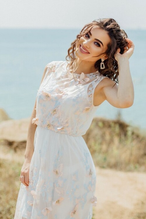 Alyona order bride online dating