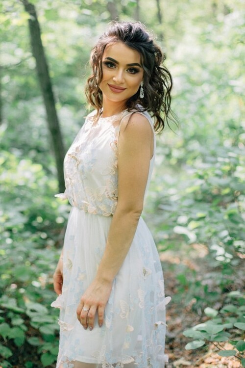 Alyona order bride online dating