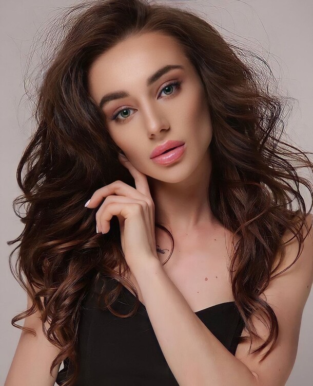 Elena poland brides dating