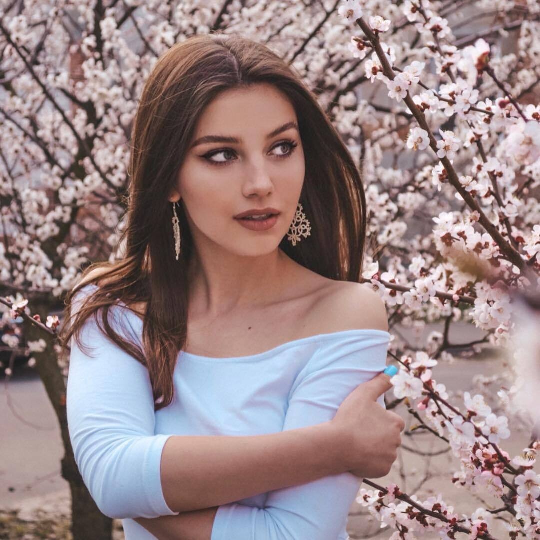 Jully victoria brides dating