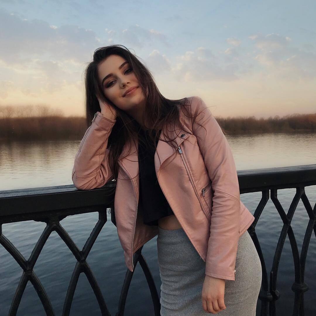 Jully victoria brides dating