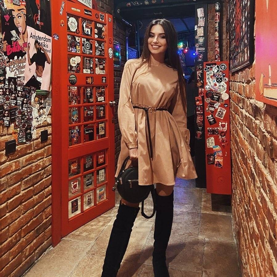 Jully victoria brides dating