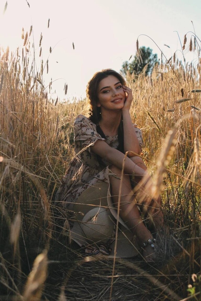 Jully victoria brides dating