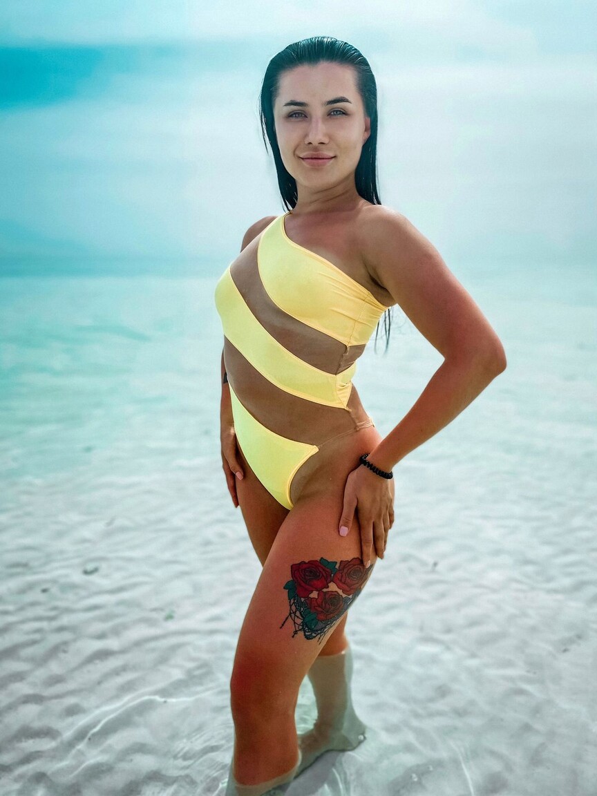 Julia an international dating site