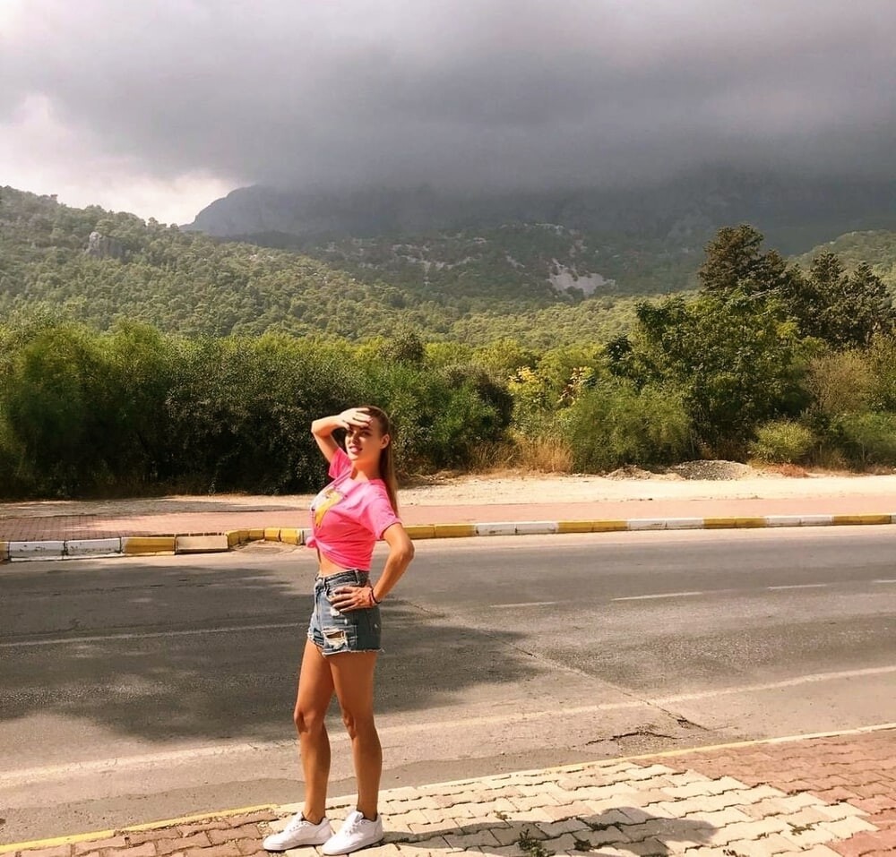 Alexandra brides bay dating