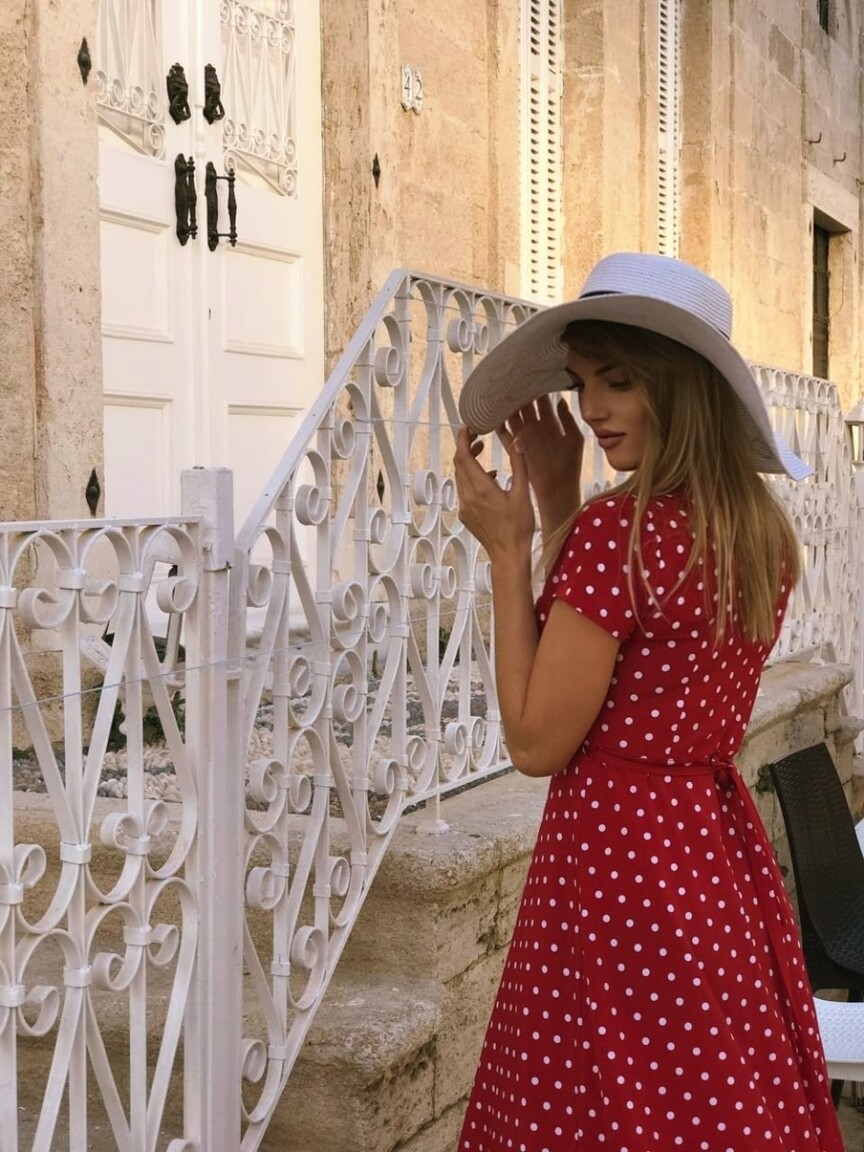 Alexandra brides bay dating