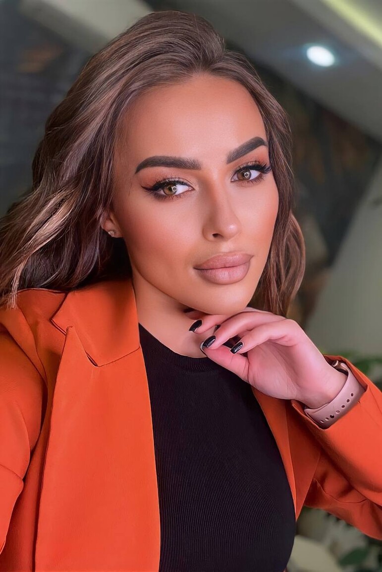 Anastasia dating an international student