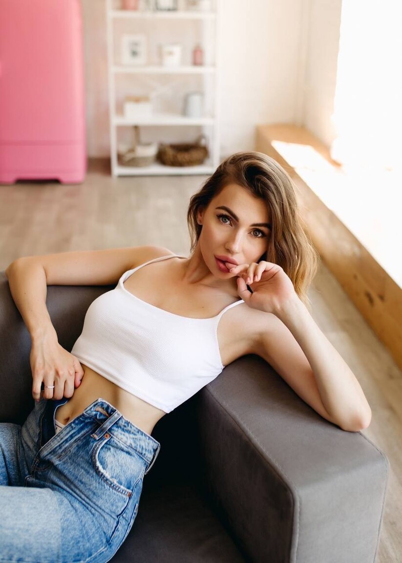 Nastya dominican brides dating