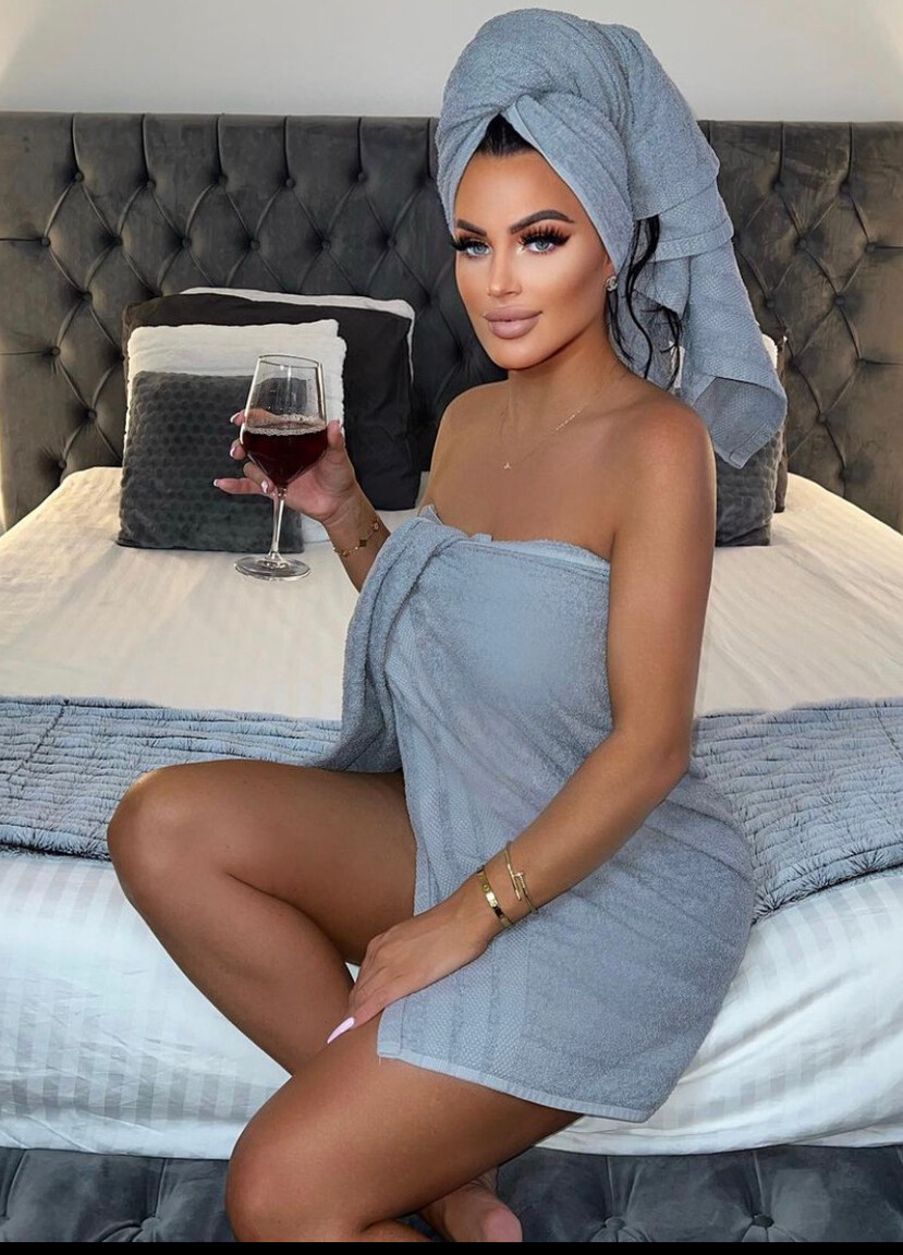 Samantha international dating sites list