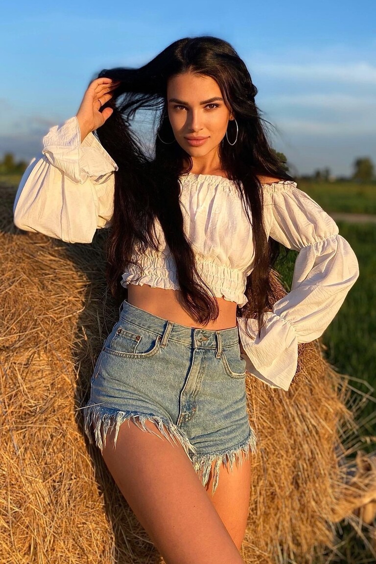 Daria 7 brides dating site