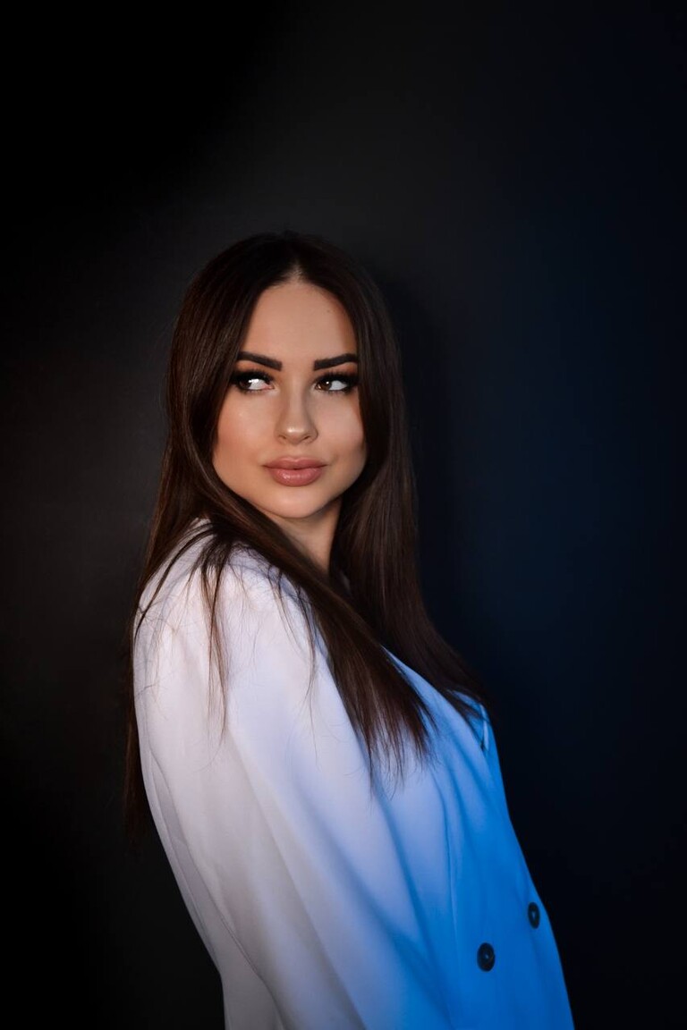 Nastya blind date bride jillian hart