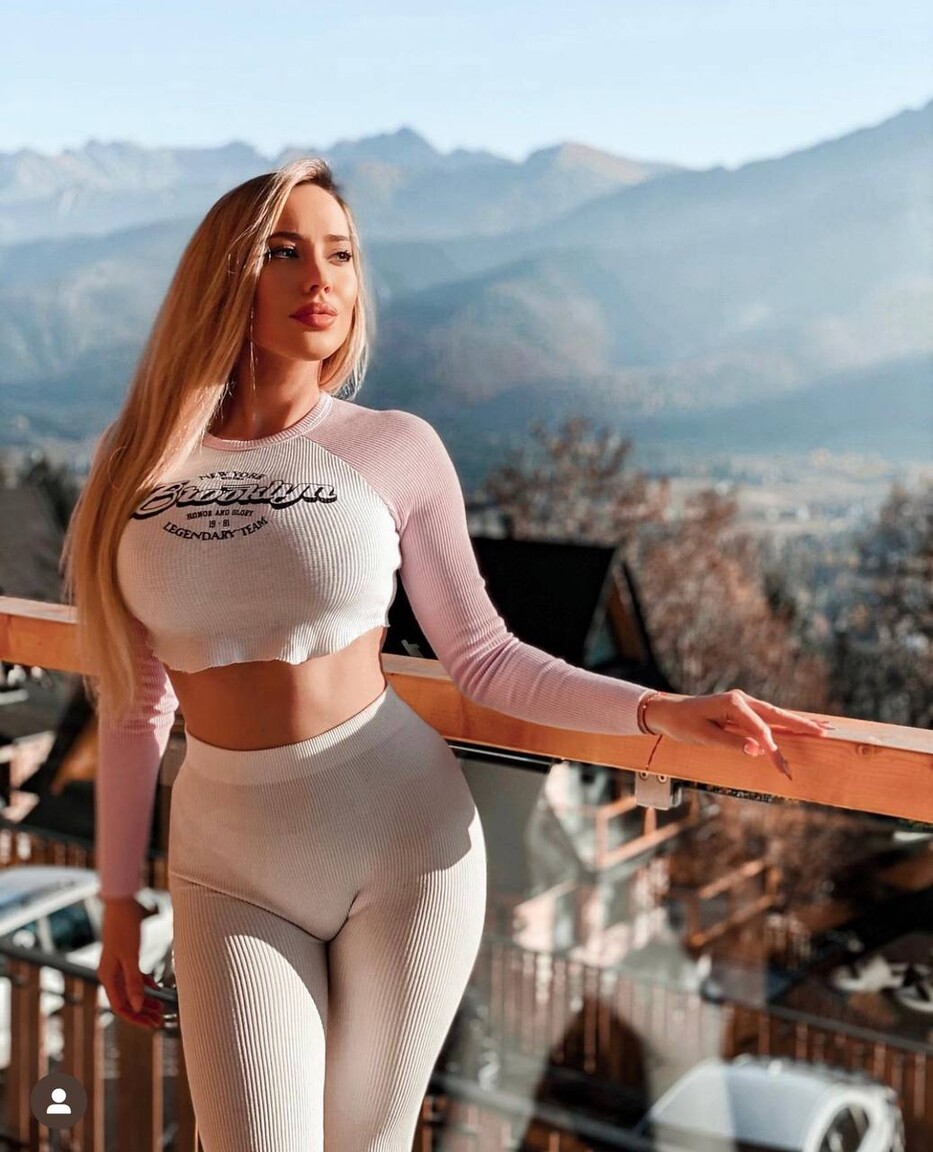 Emilia bride-forever online dating service