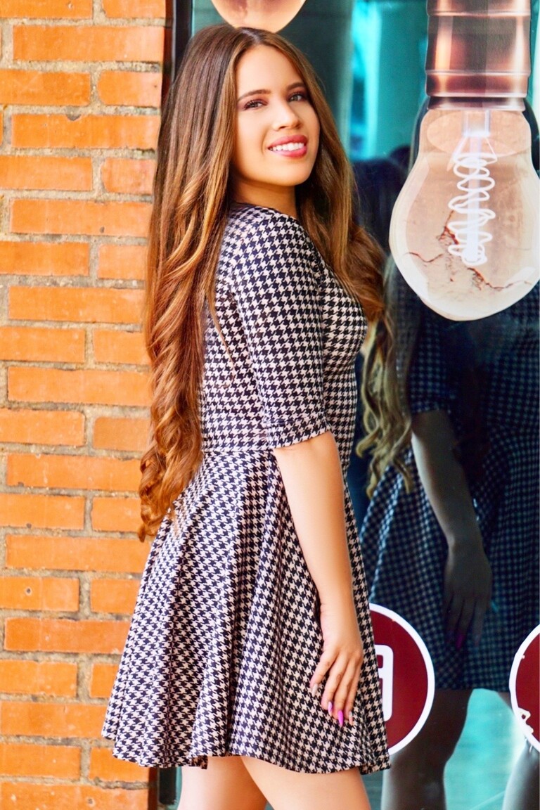 Leslie dating an international student