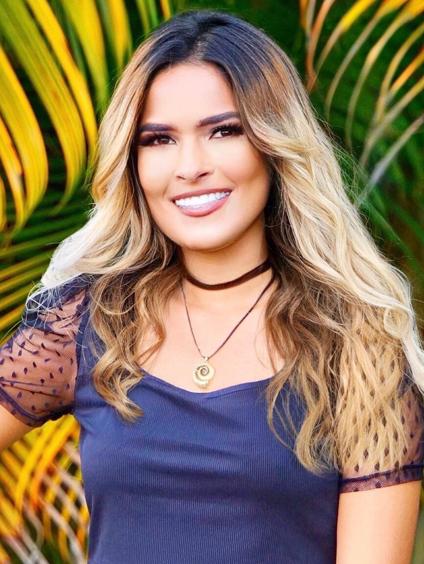 Paola dating an international student